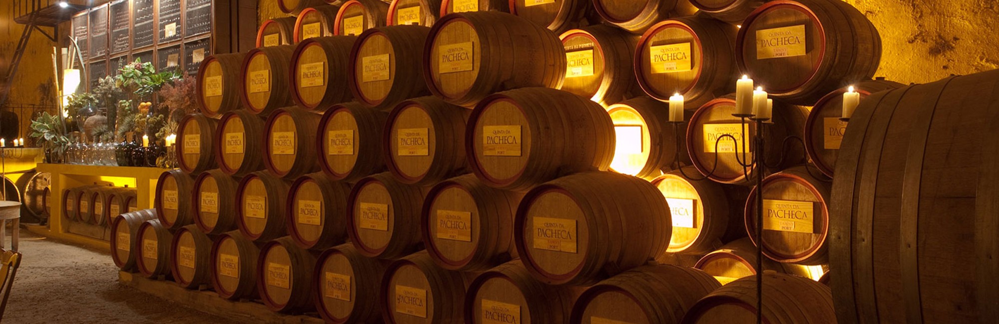 Traditional Wine Lodge Banner