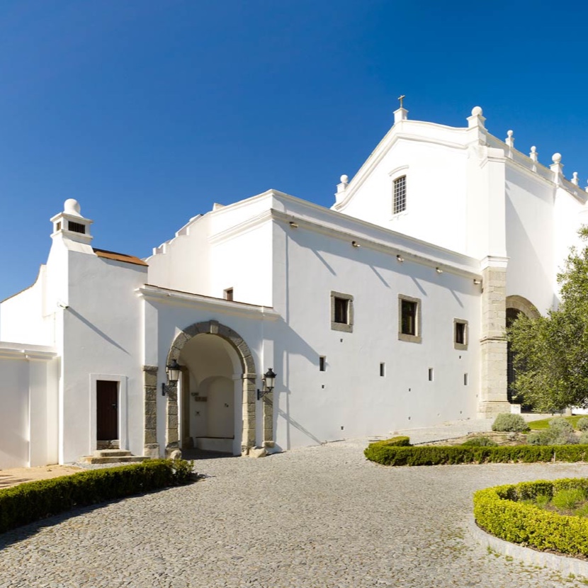 Convento do Espinheiro Hotel & Spa