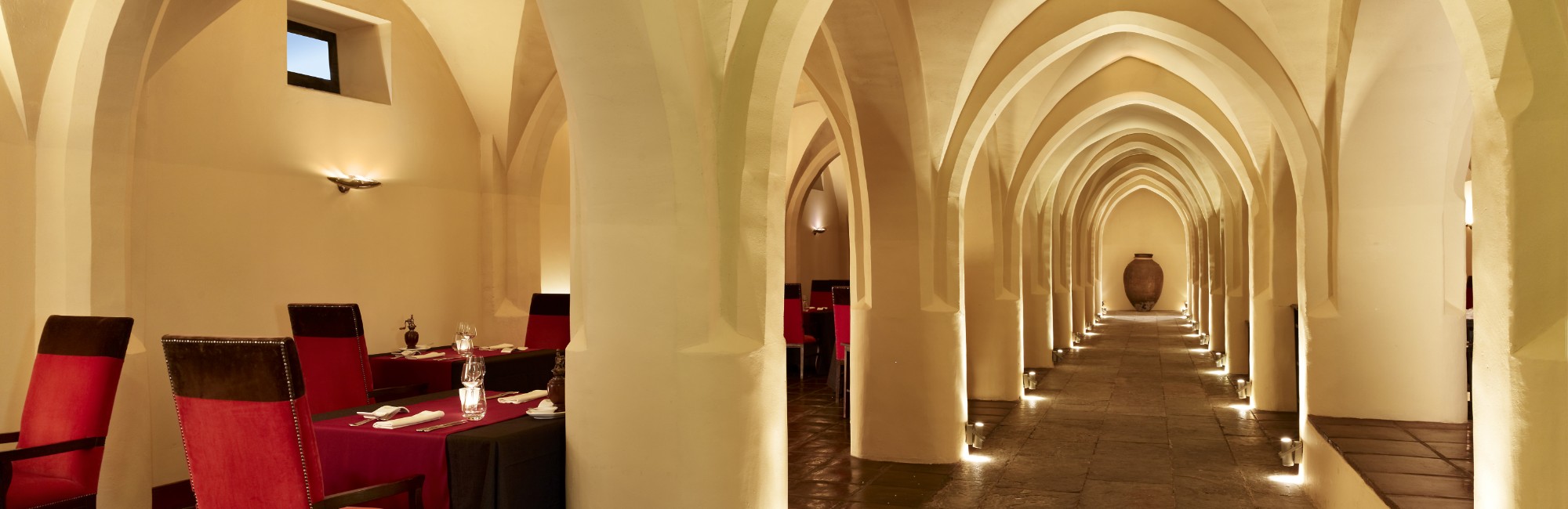 DV Restaurant Banner
