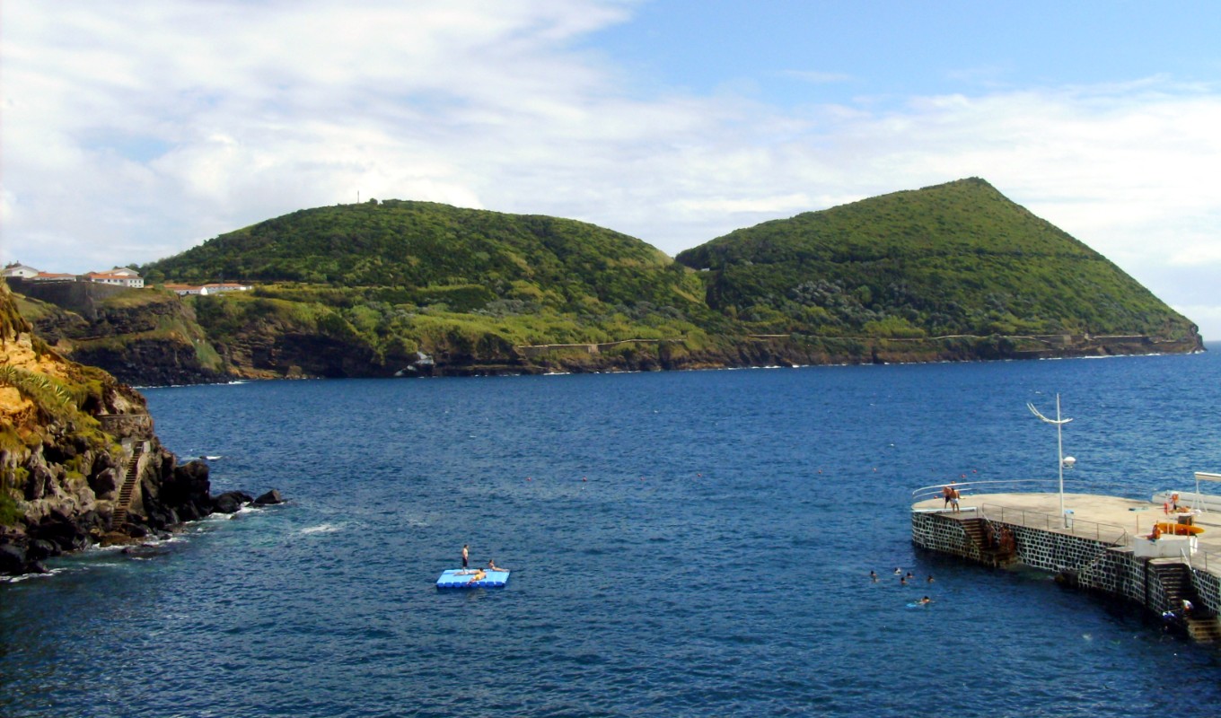 Glimpse of Azores - São Miguel & Terceira