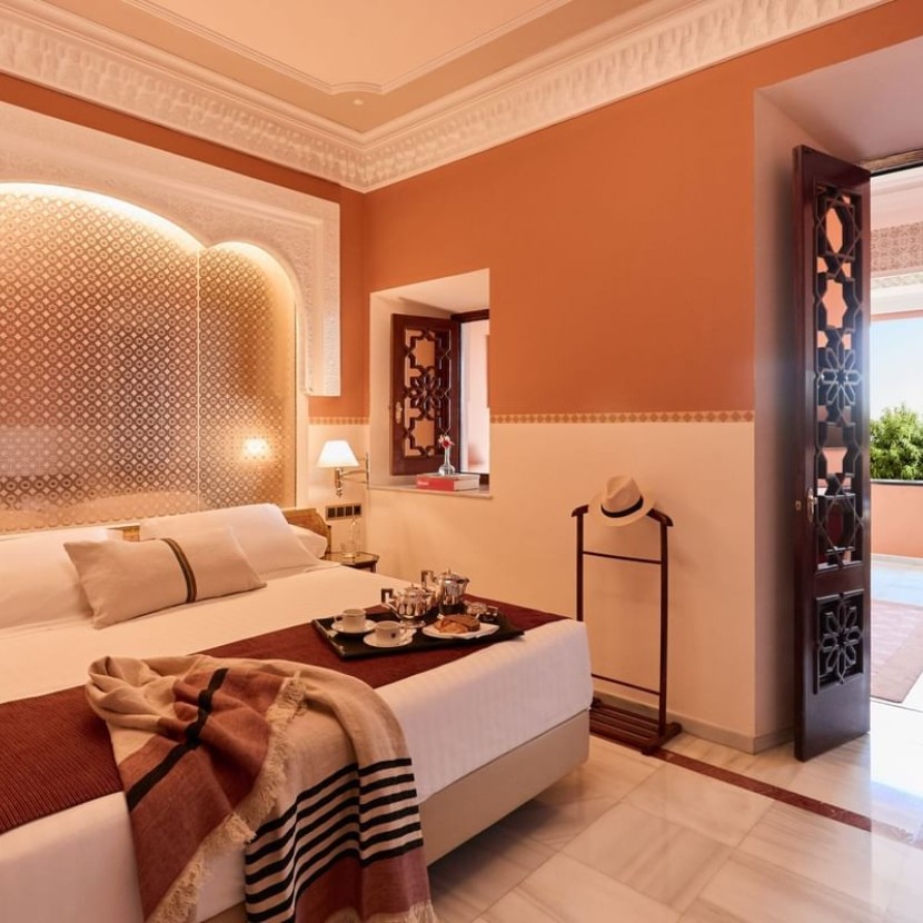 Alhambra Palace Hotel