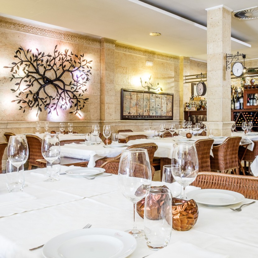 DJ Restaurant