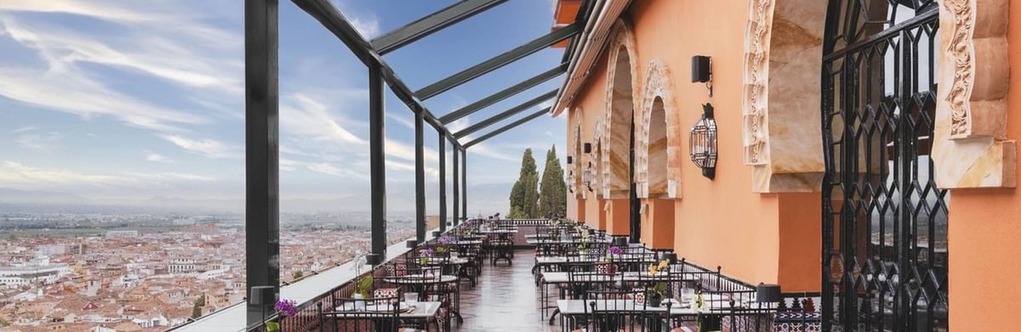 Alhambra Palace Hotel Banner