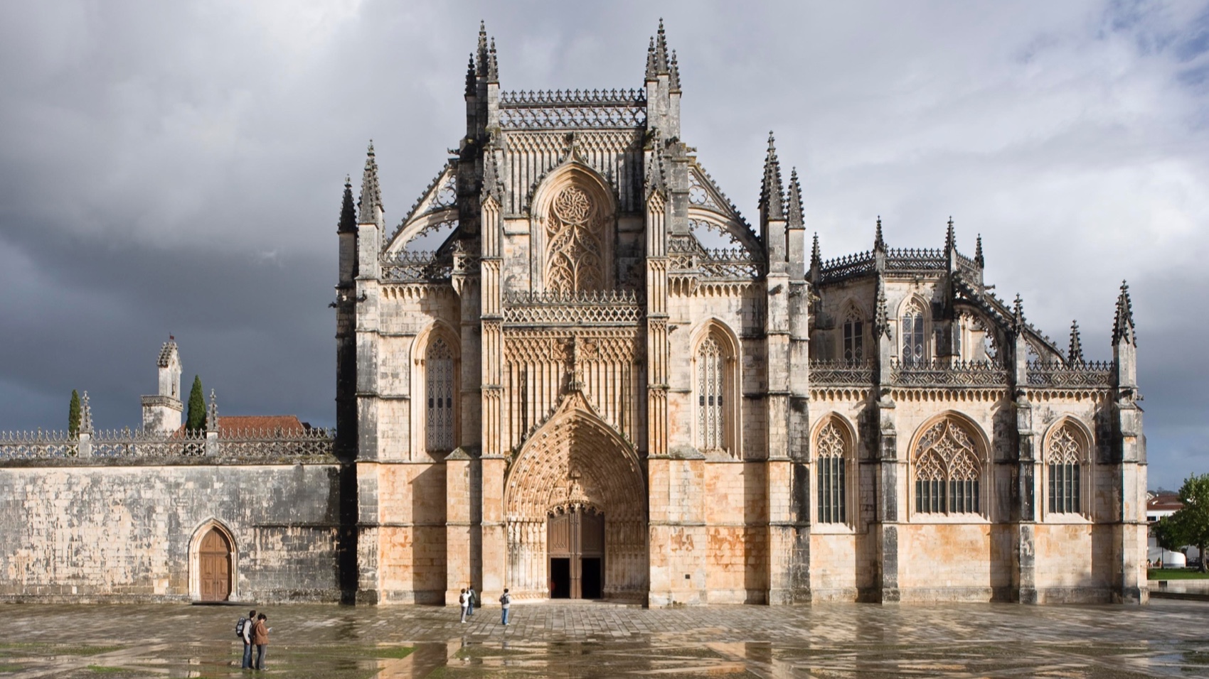 Turismo Centro de Portugal - Alcobaca Batalha Monasteries with Obidos Batalha 