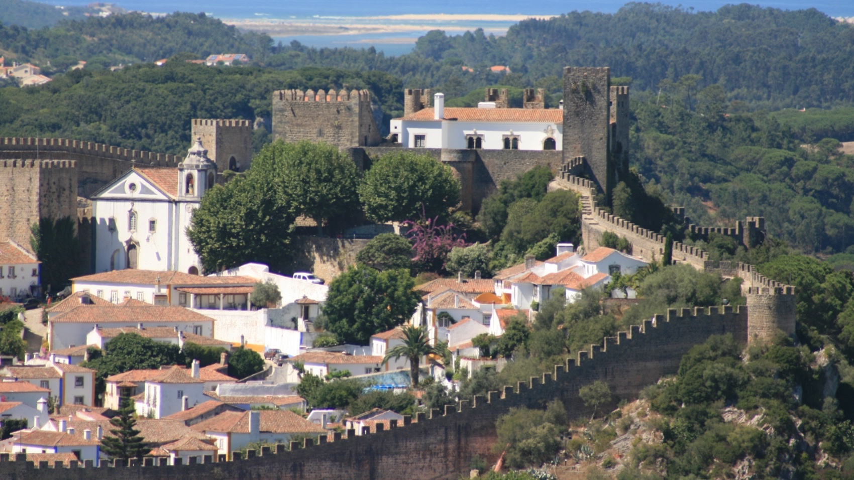 Turismo Centro de Portugal - Alcobaca Batalha Monasteries with Obidos view castle