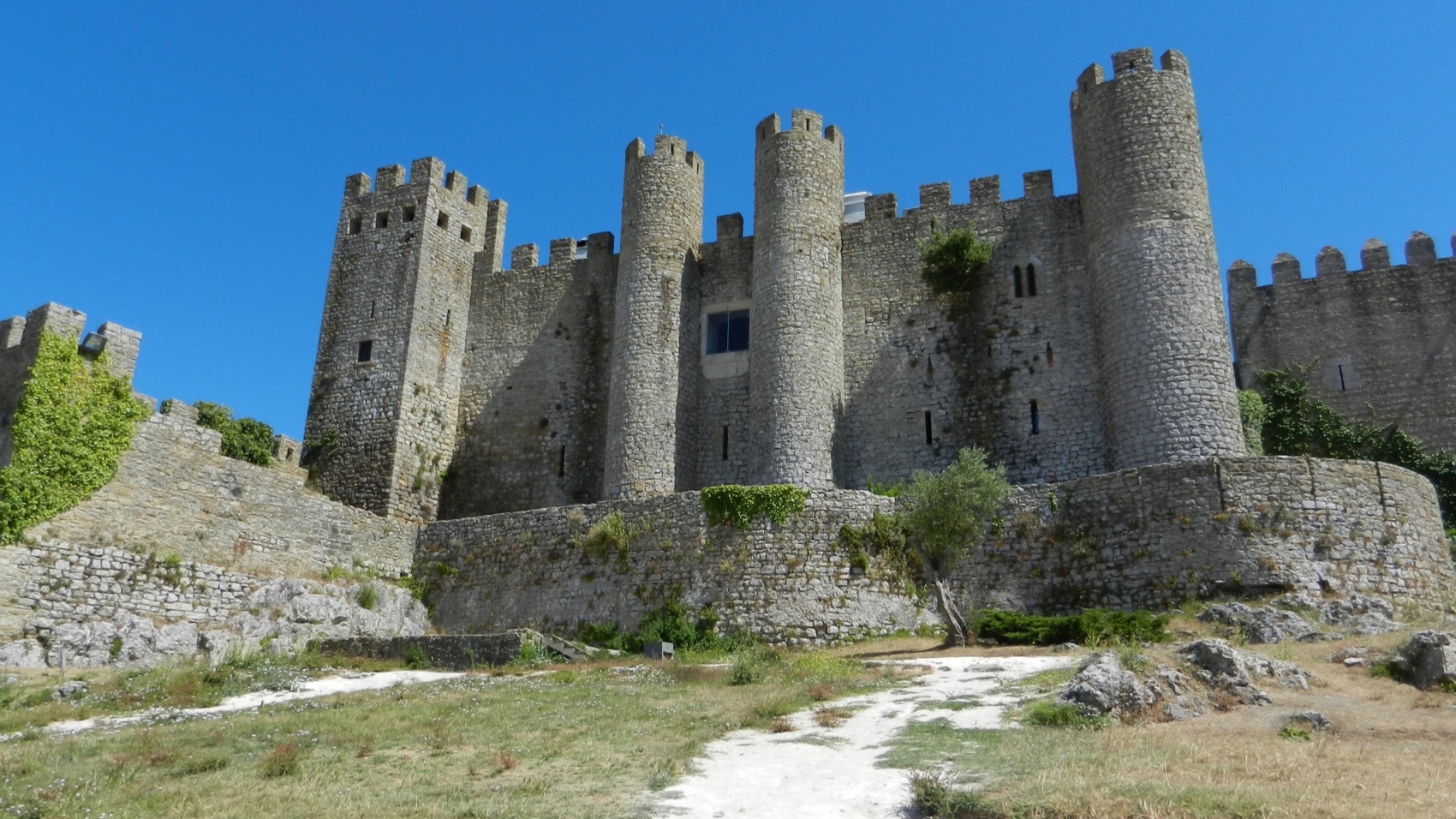 Alcobaca Batalha Monasteries with Obidos