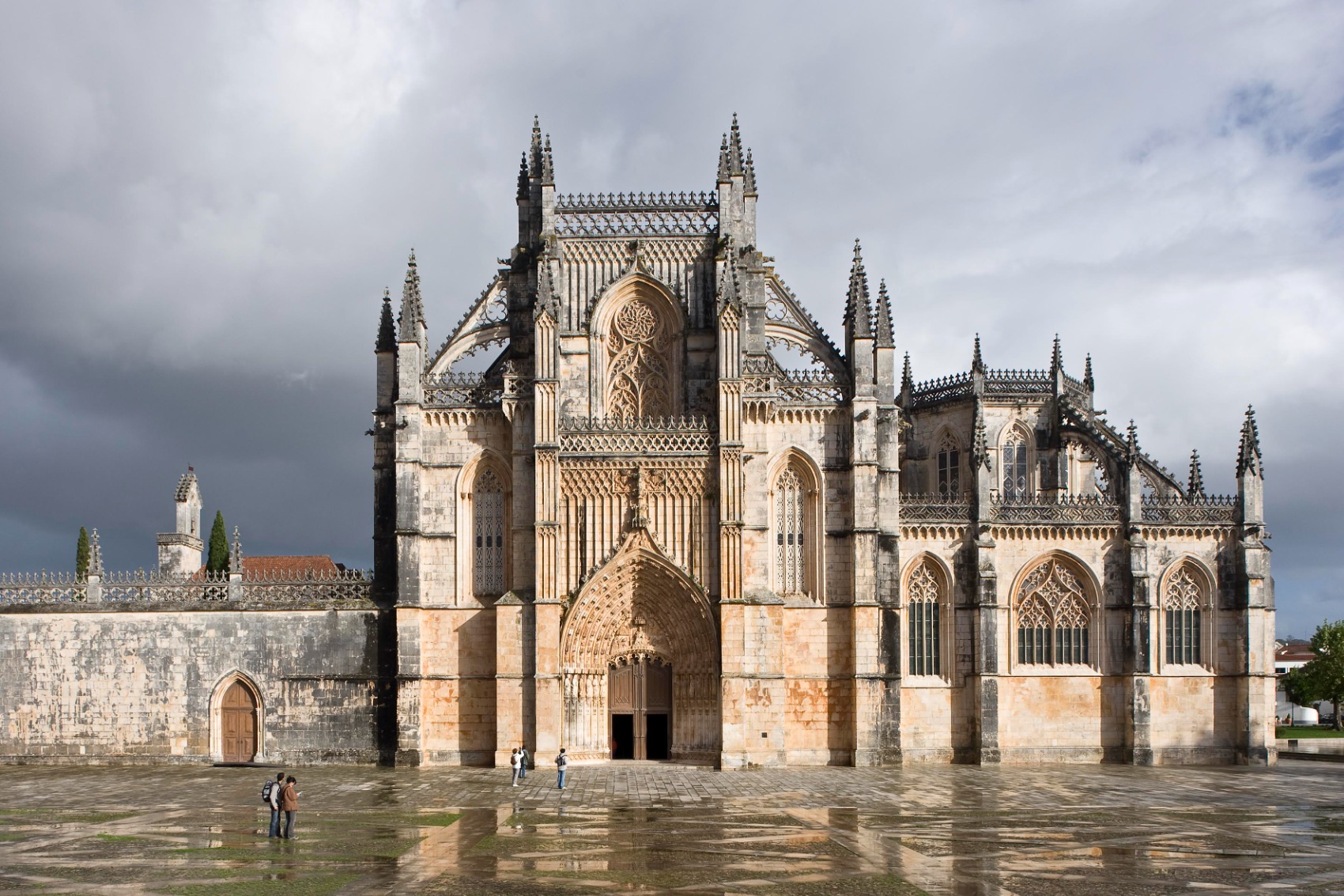 Alcobaça-Batalha-Monasteries-with-Fátima-Batalha-CREDIT-Turismo-Centro-De-Portugal