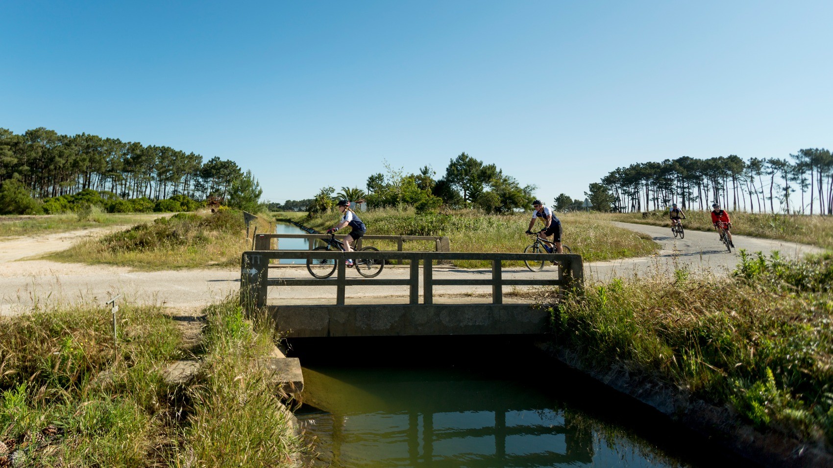 Algarve-by-Bike-wooden-bridge