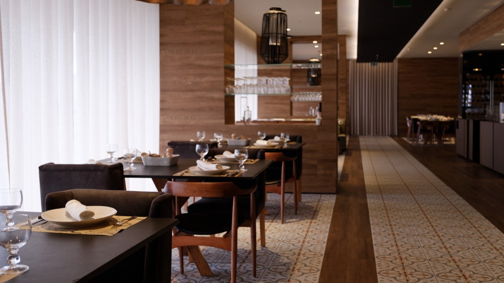 ATA Restaurant Tables