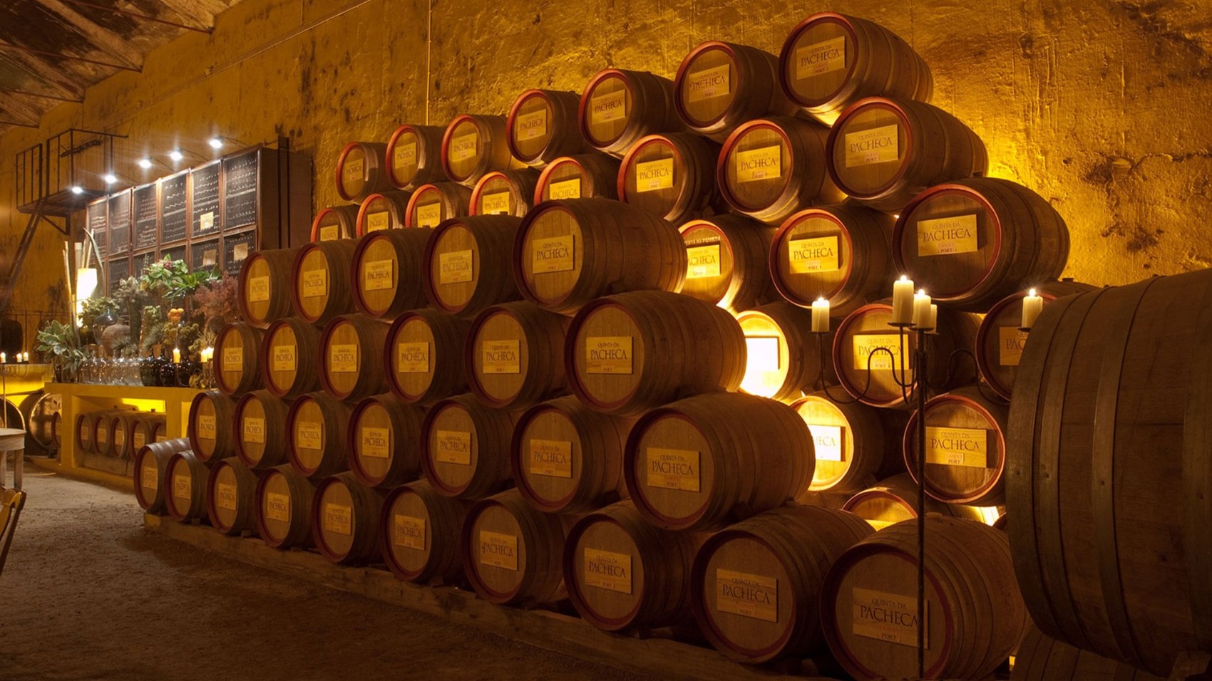 Barrels Traditional Wine Lodge