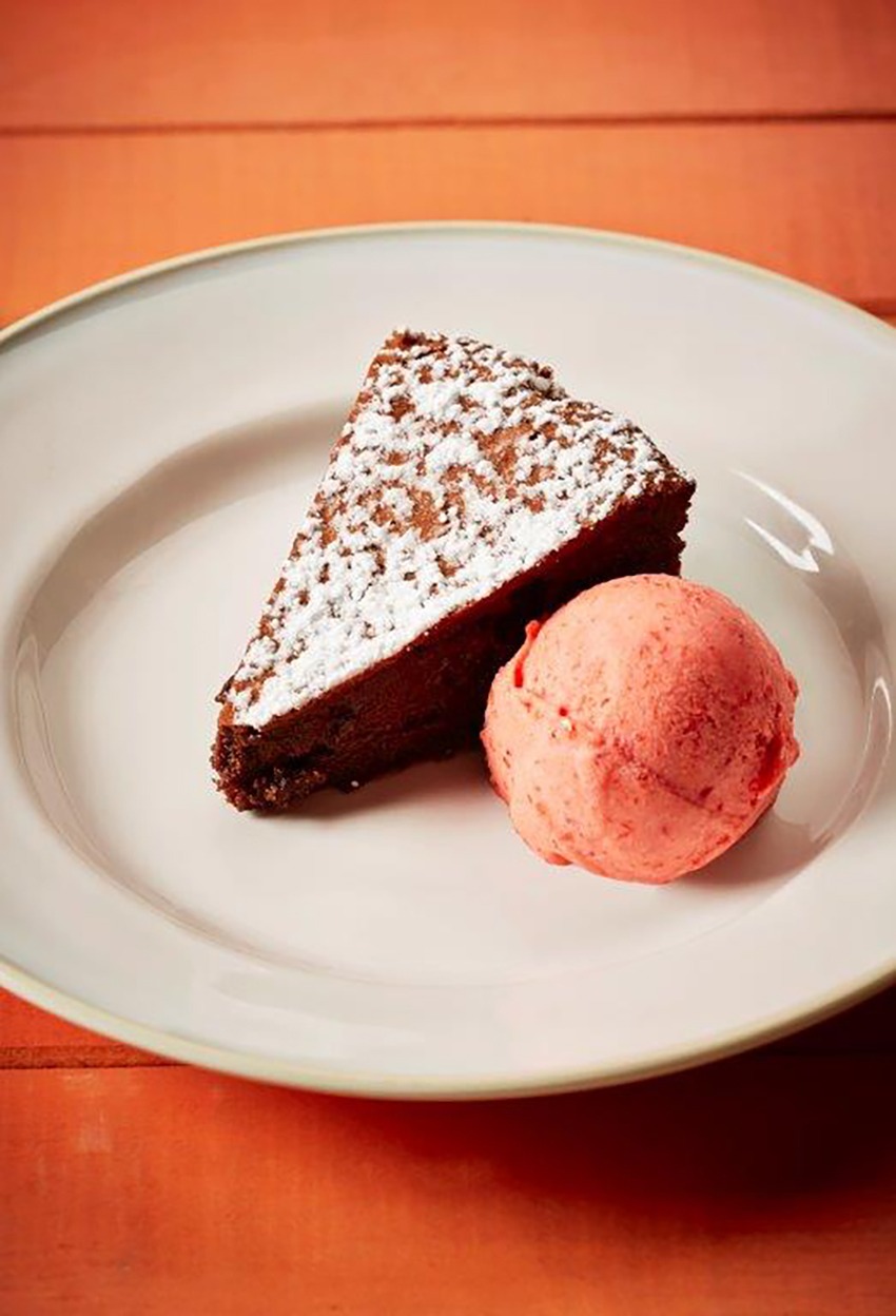 Cake CAVP Restaurant