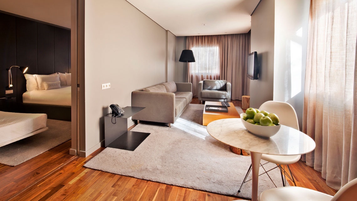 Club Apartment