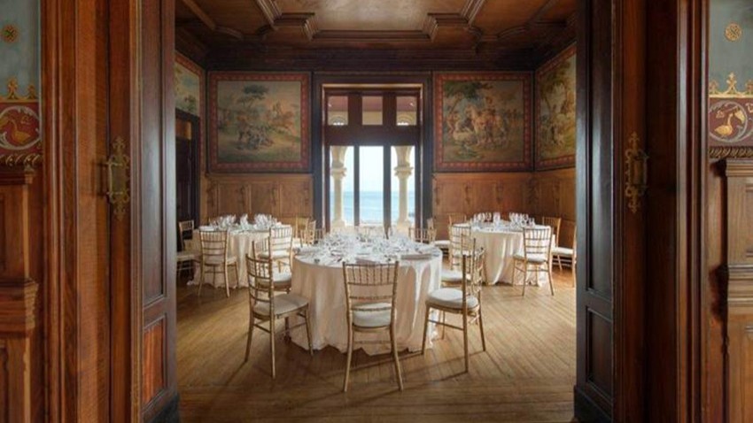 Dining Room 17th Century Fortress