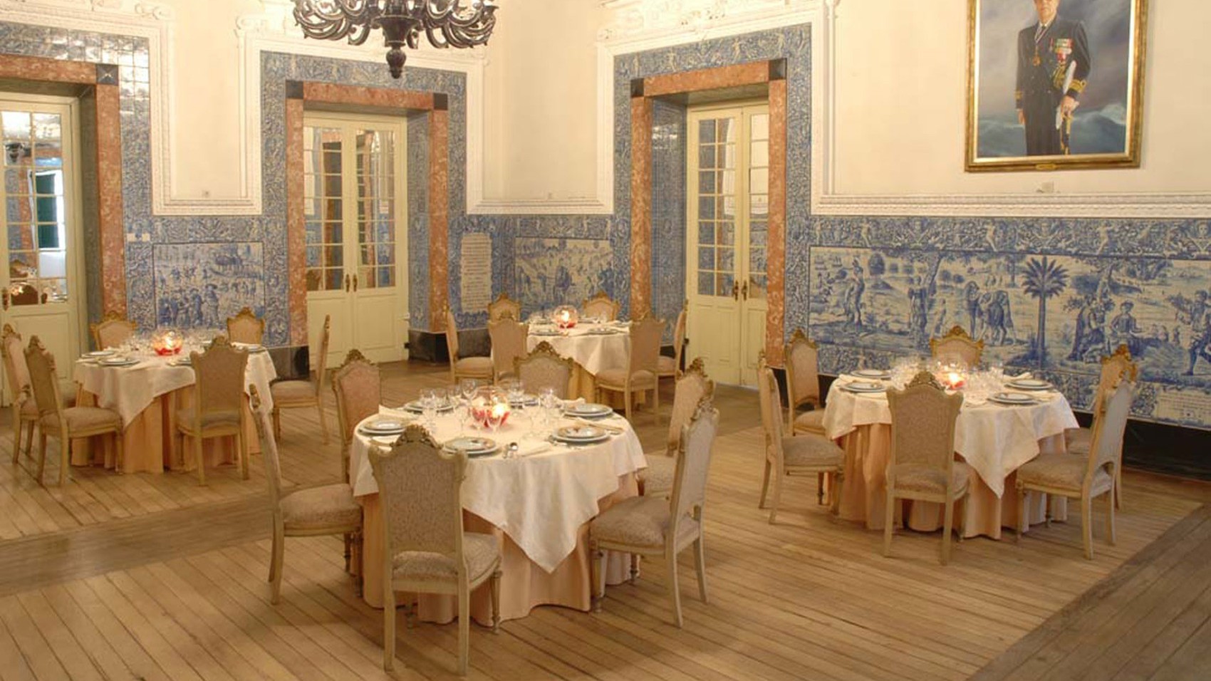 Dining Room 18th Century Palace