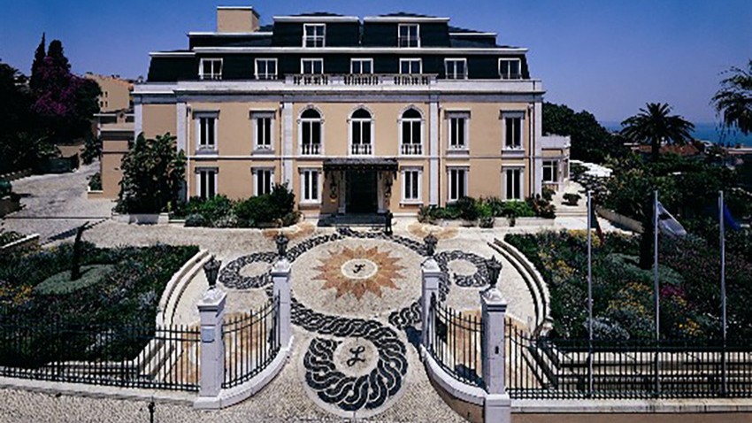 Exterior 19th Century Palace BR 