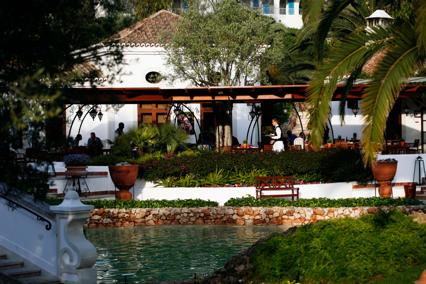 Exterior AD Restaurant