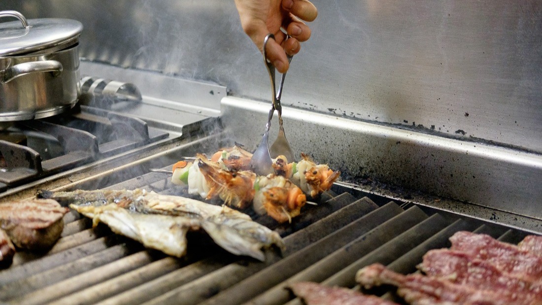 Food DJ Restaurant