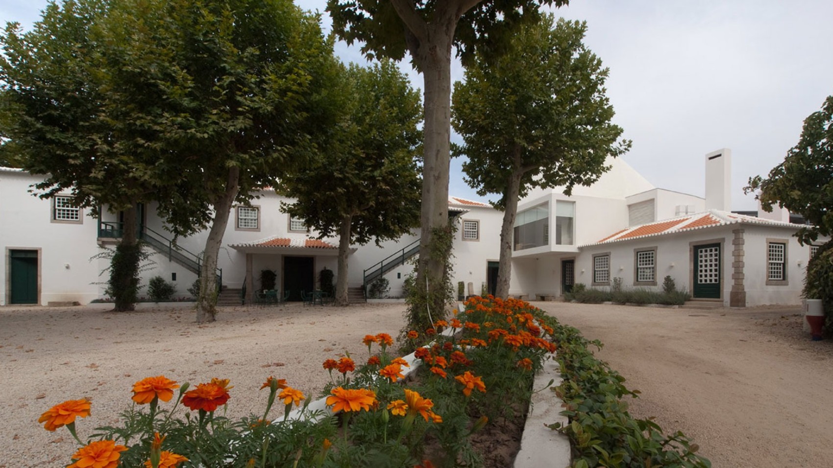 Garden Traditional Wine Lodge