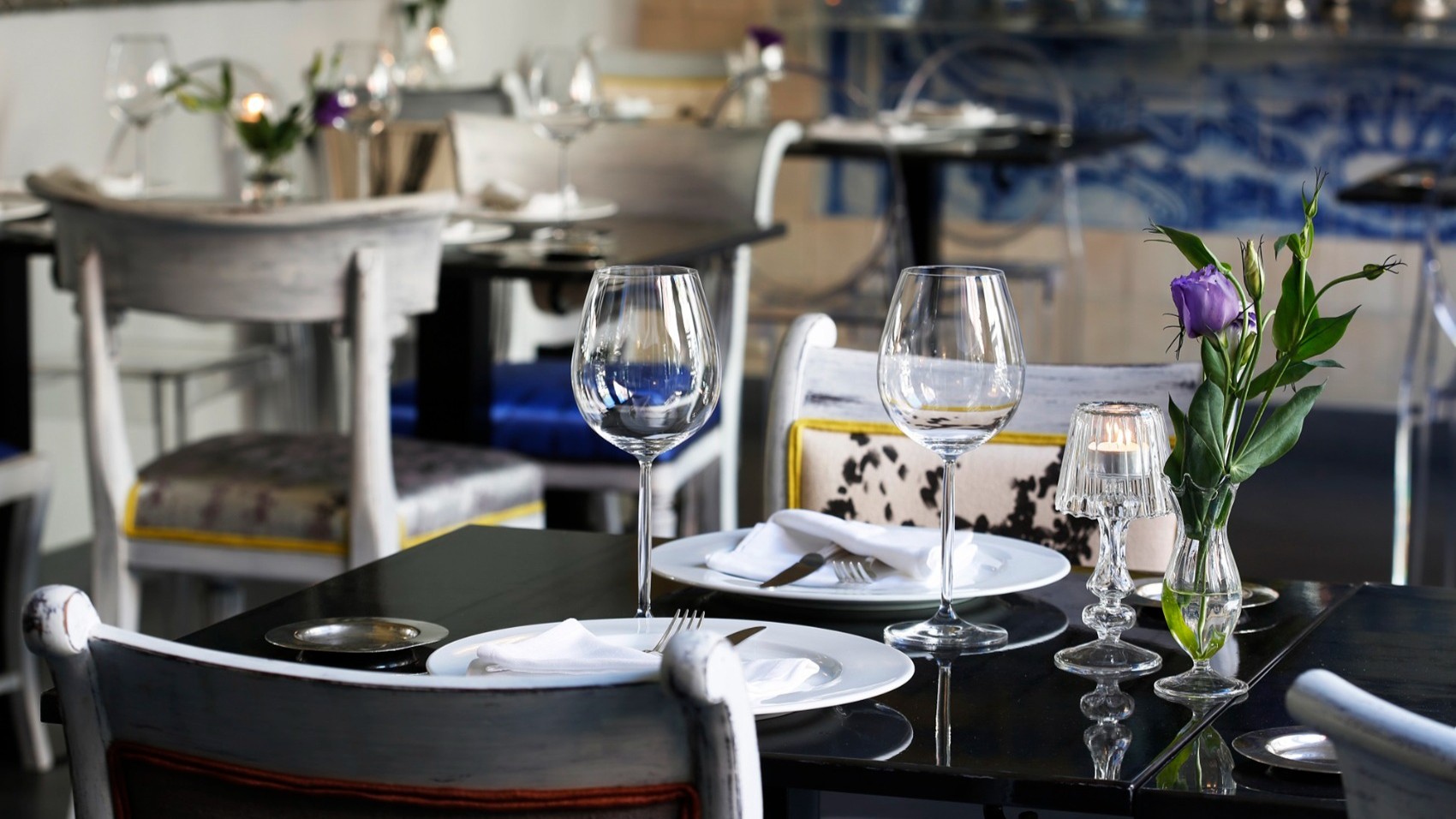 Glass CM Restaurant
