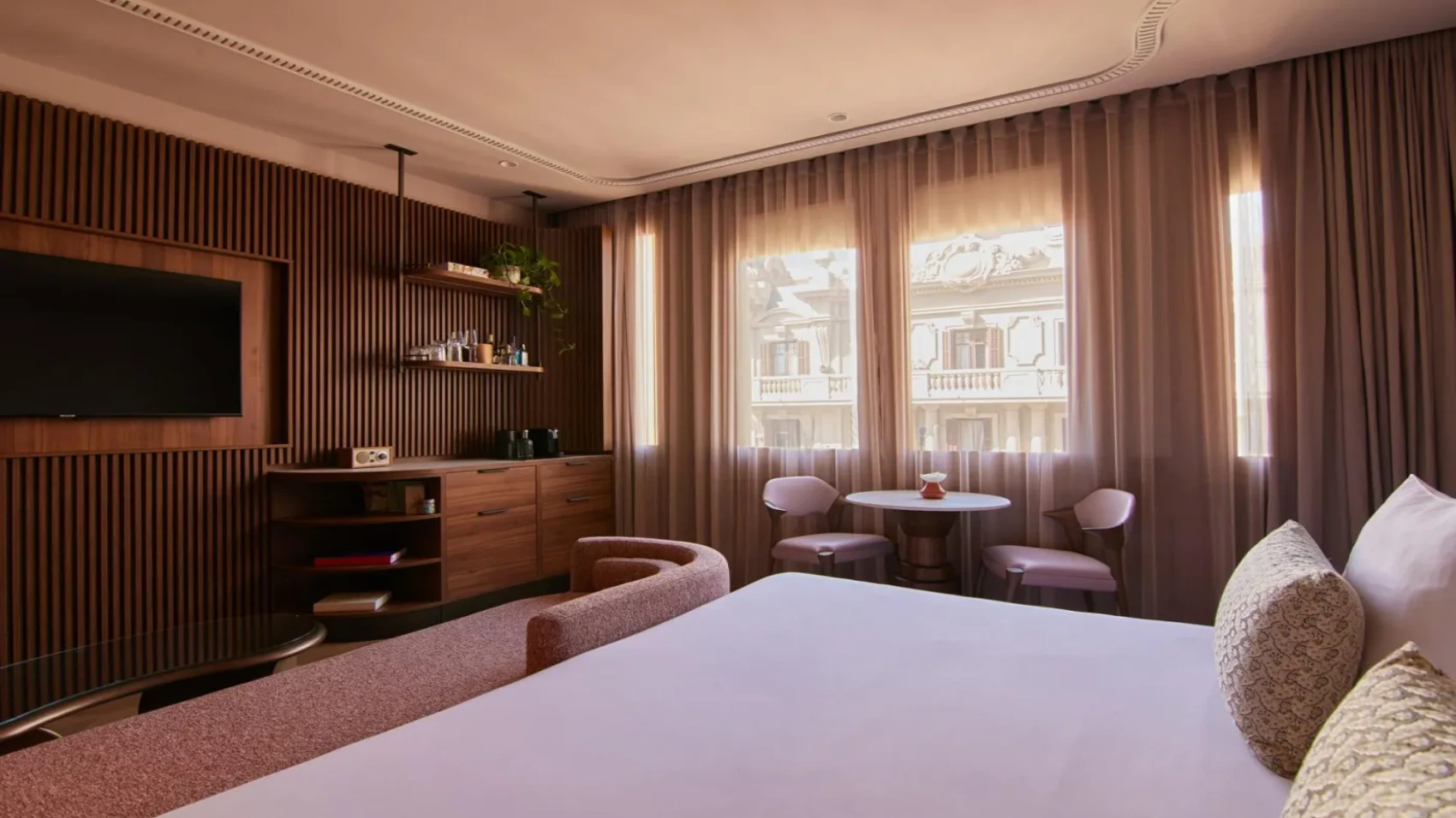 Junior Suite - Grand Hotel Central Barcelona