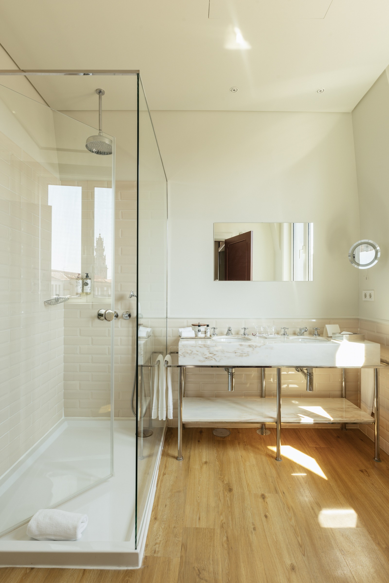 Hospes Infante Sagres Deluxe Bathroom