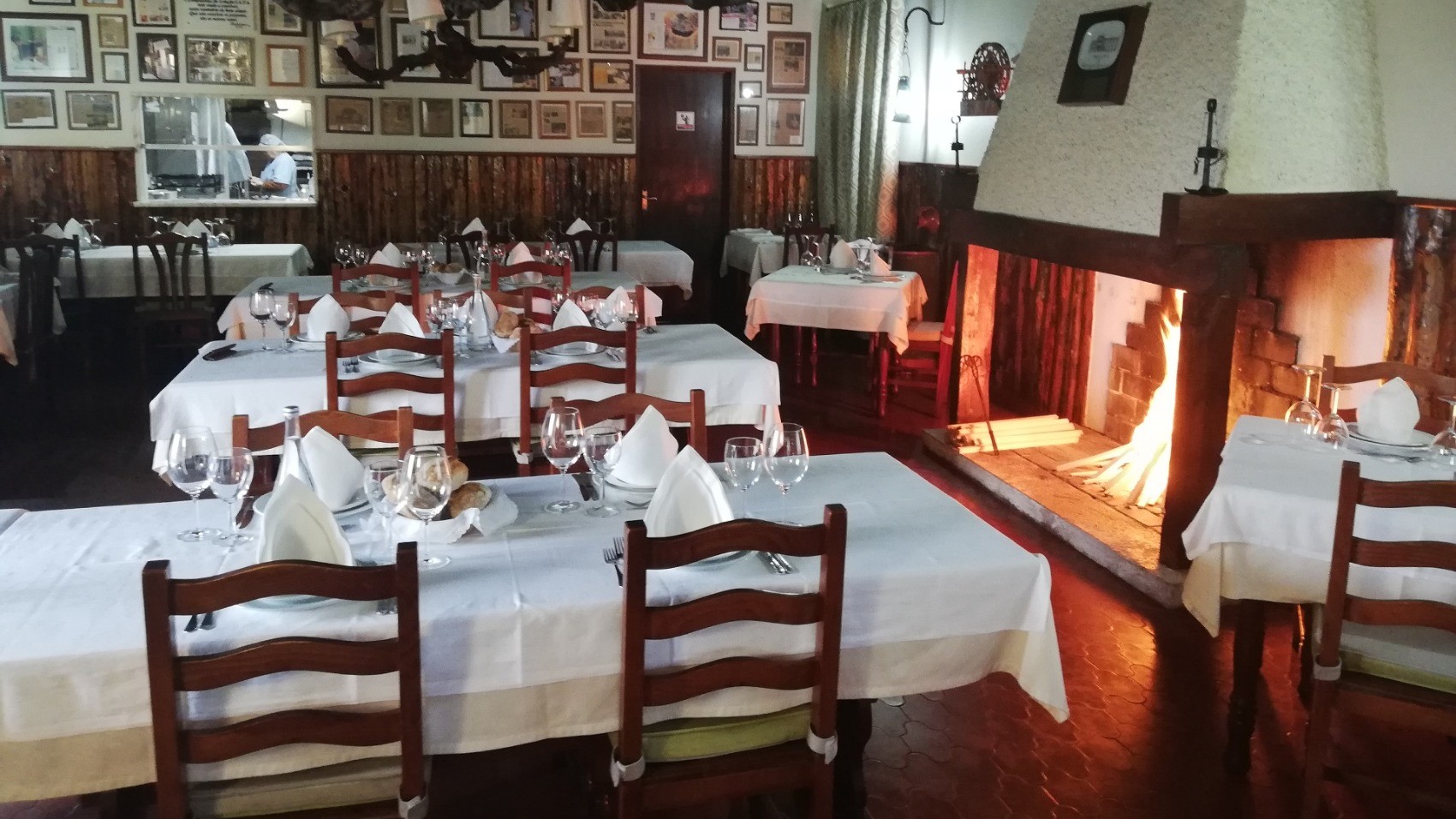 Interior CE Restaurant