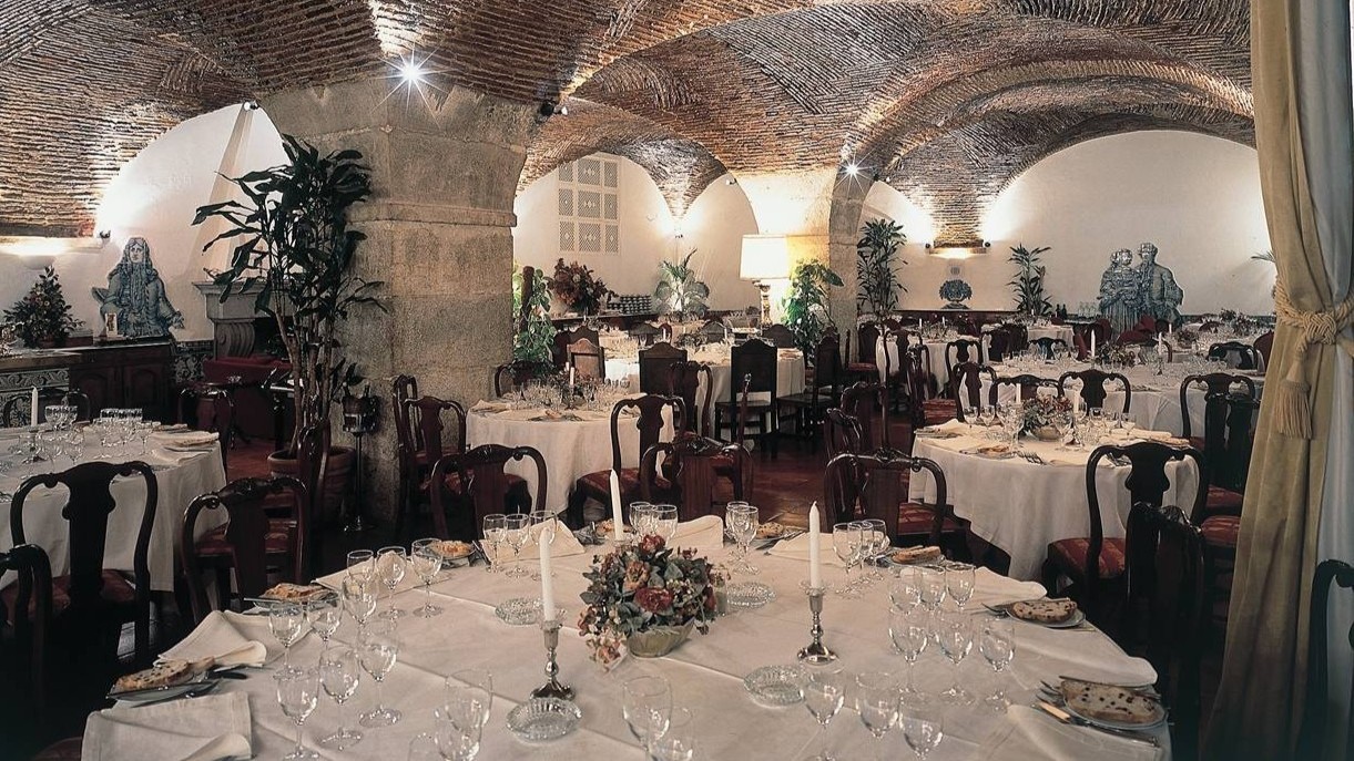 Interior CLE Restaurant