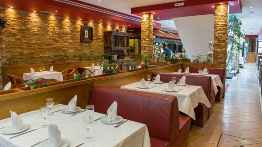 Interior SB Restaurant