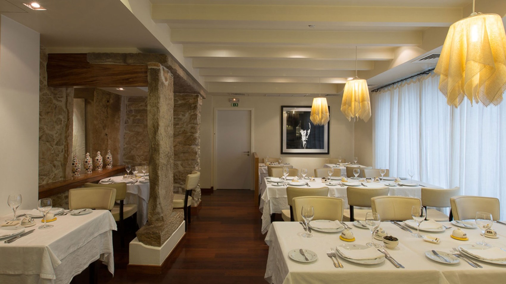 Interior TA Restaurant
