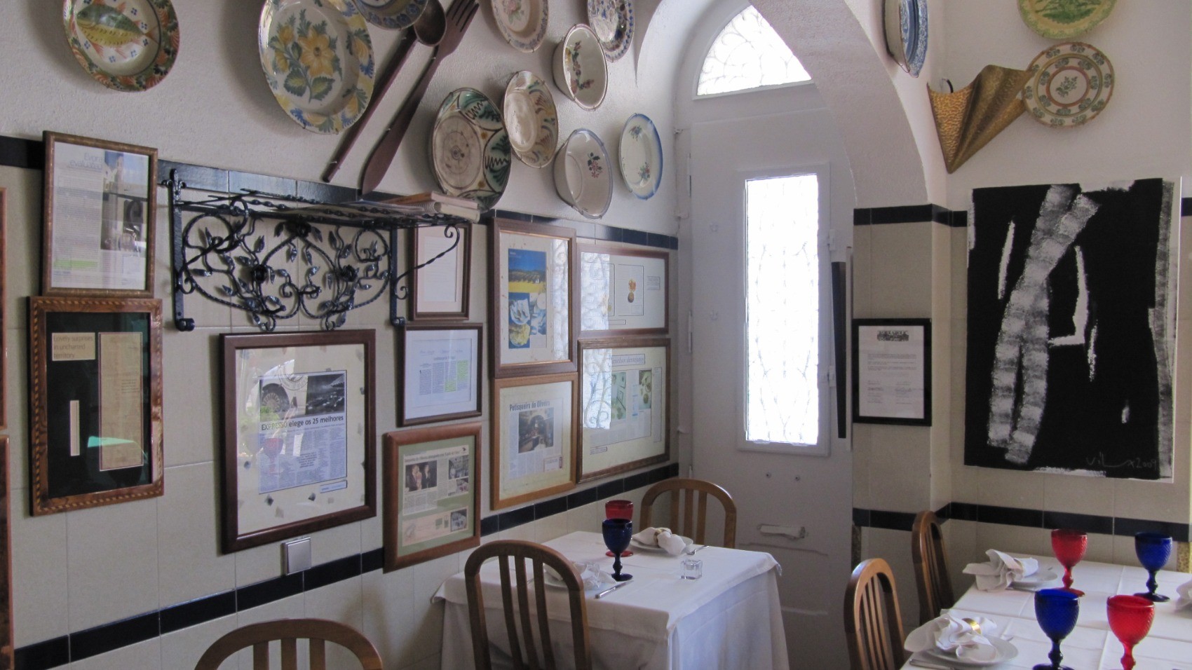 Interior TO Restaurant