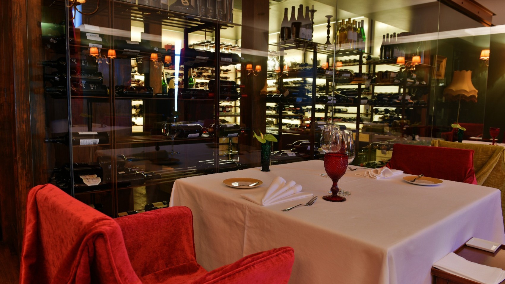 LGP Restaurant Tables