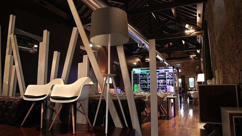 Light CV Restaurant