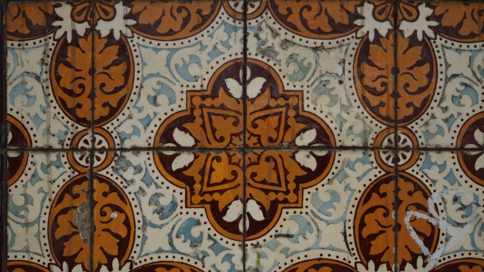 Lisbon-Art-Tiles-tiles-detail