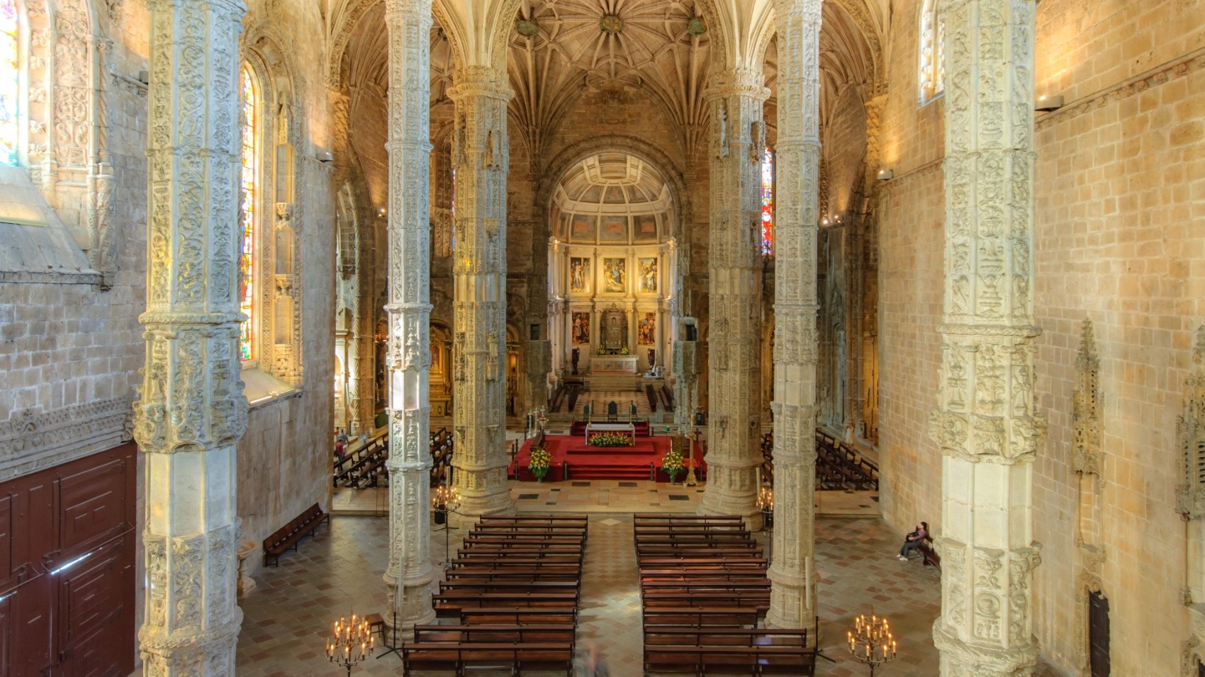 Lisbon-&-Sintra-History-and-Cruise-jeronimos-monastery-church