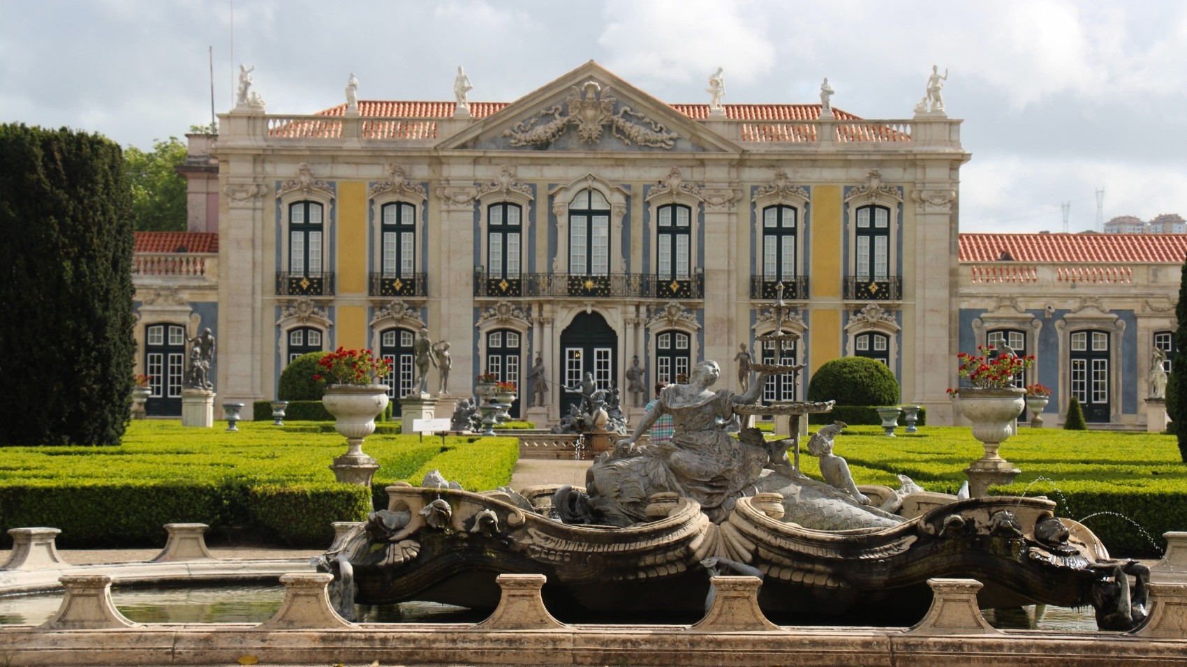 Lisbon-&-Surroundings-with-Alentejo-World-Heritage-palace