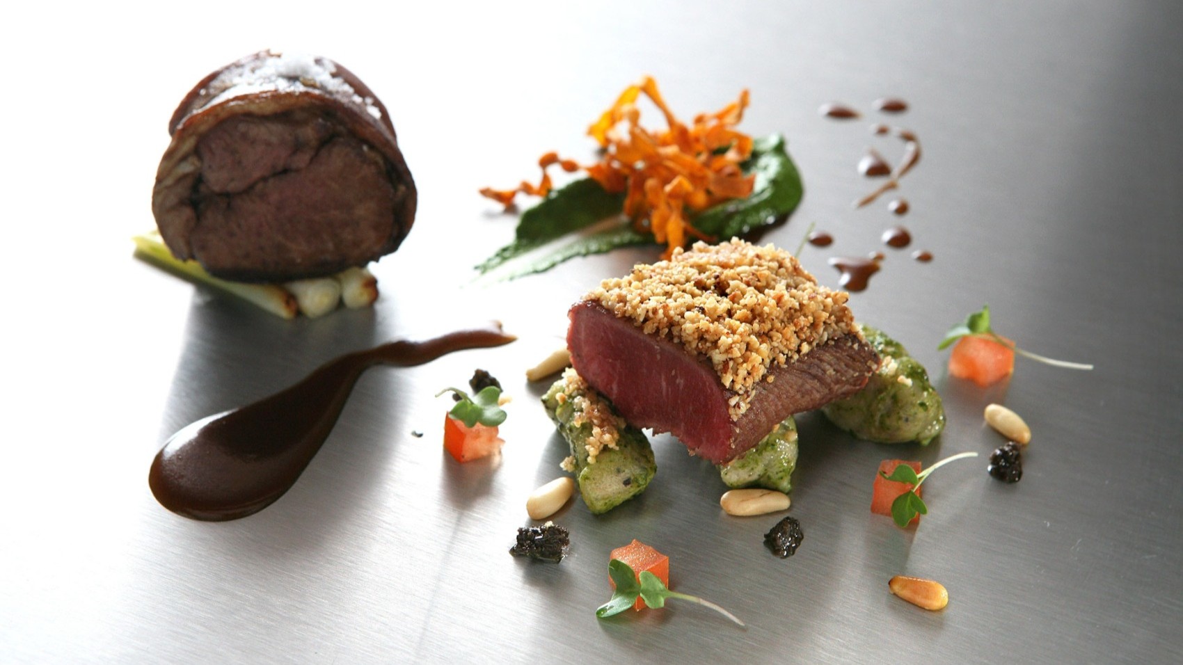 Meat PL Restaurant