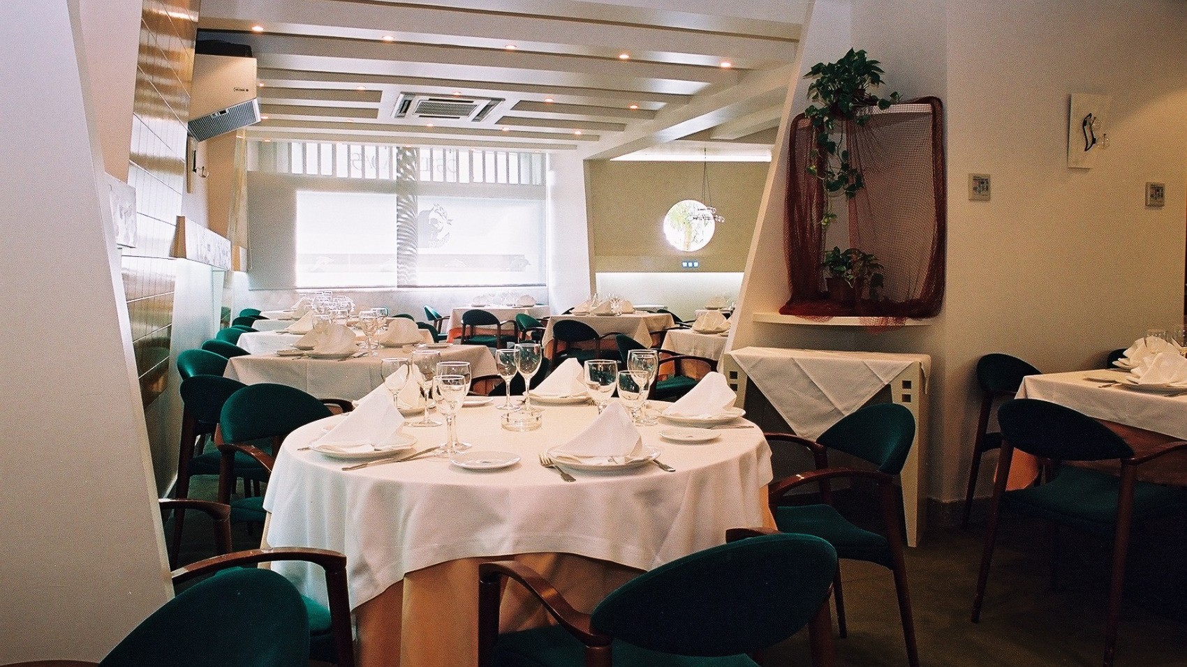 OL Restaurant Interior