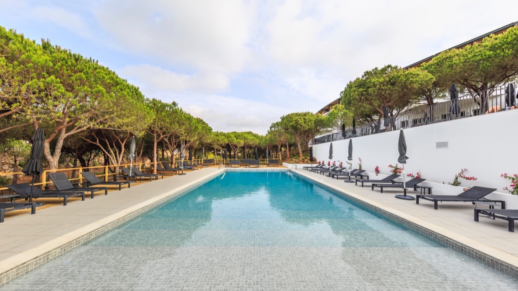 Pool Praia Verde