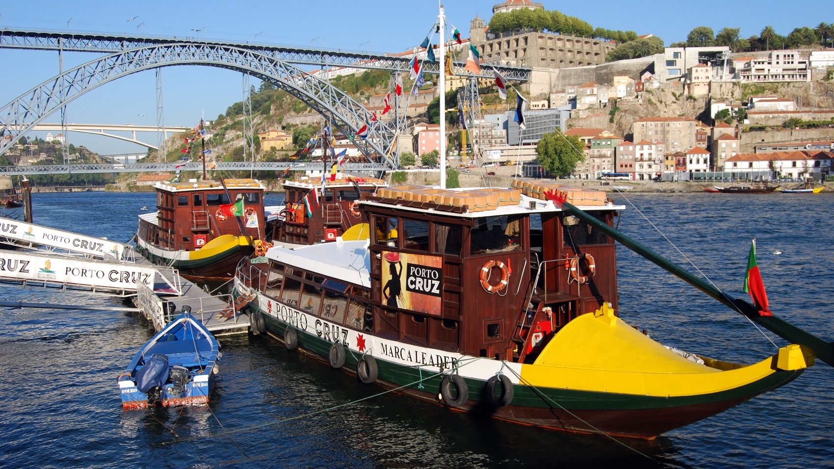 Porto Surrounding for Foodies river
