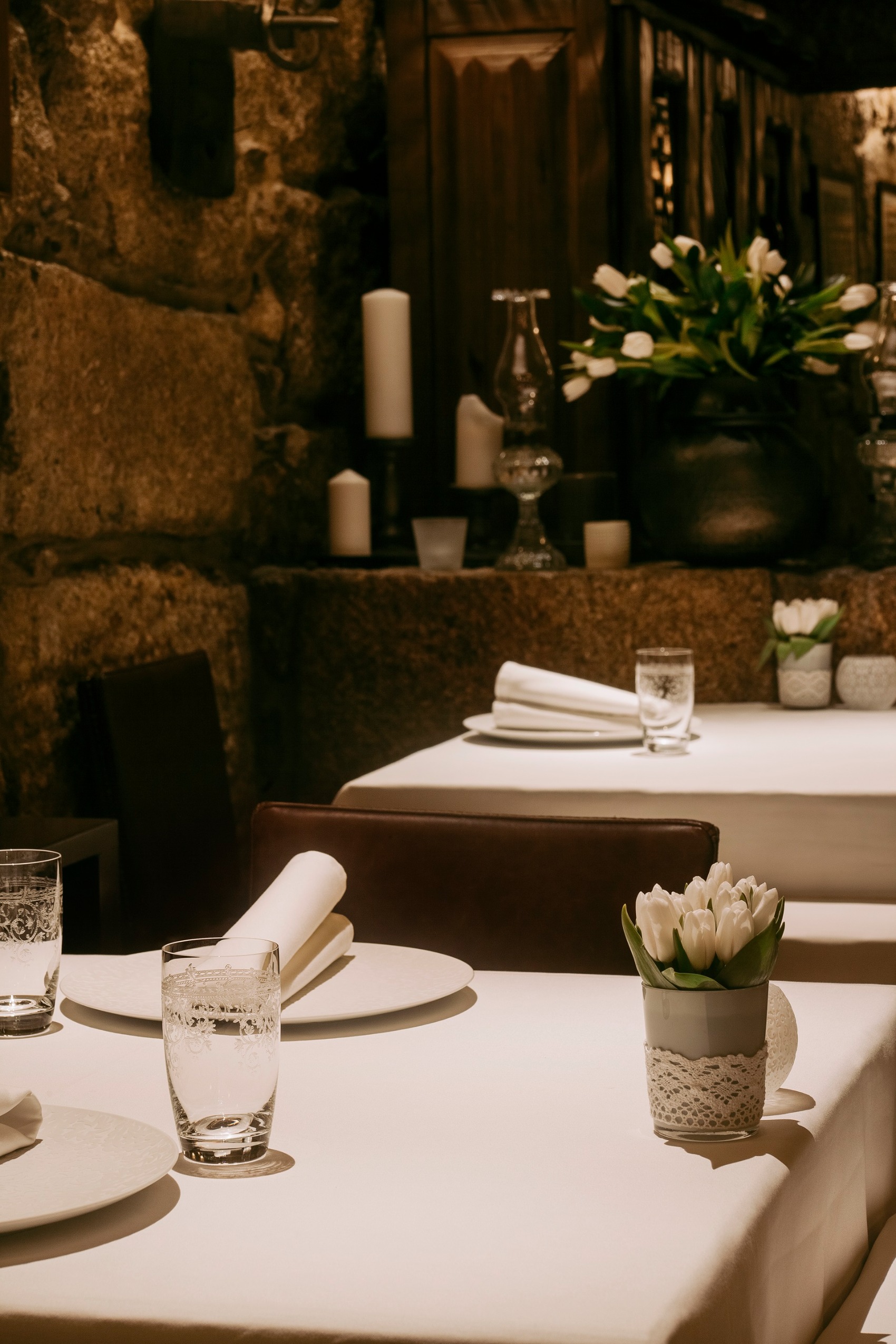 PP Restaurant Table