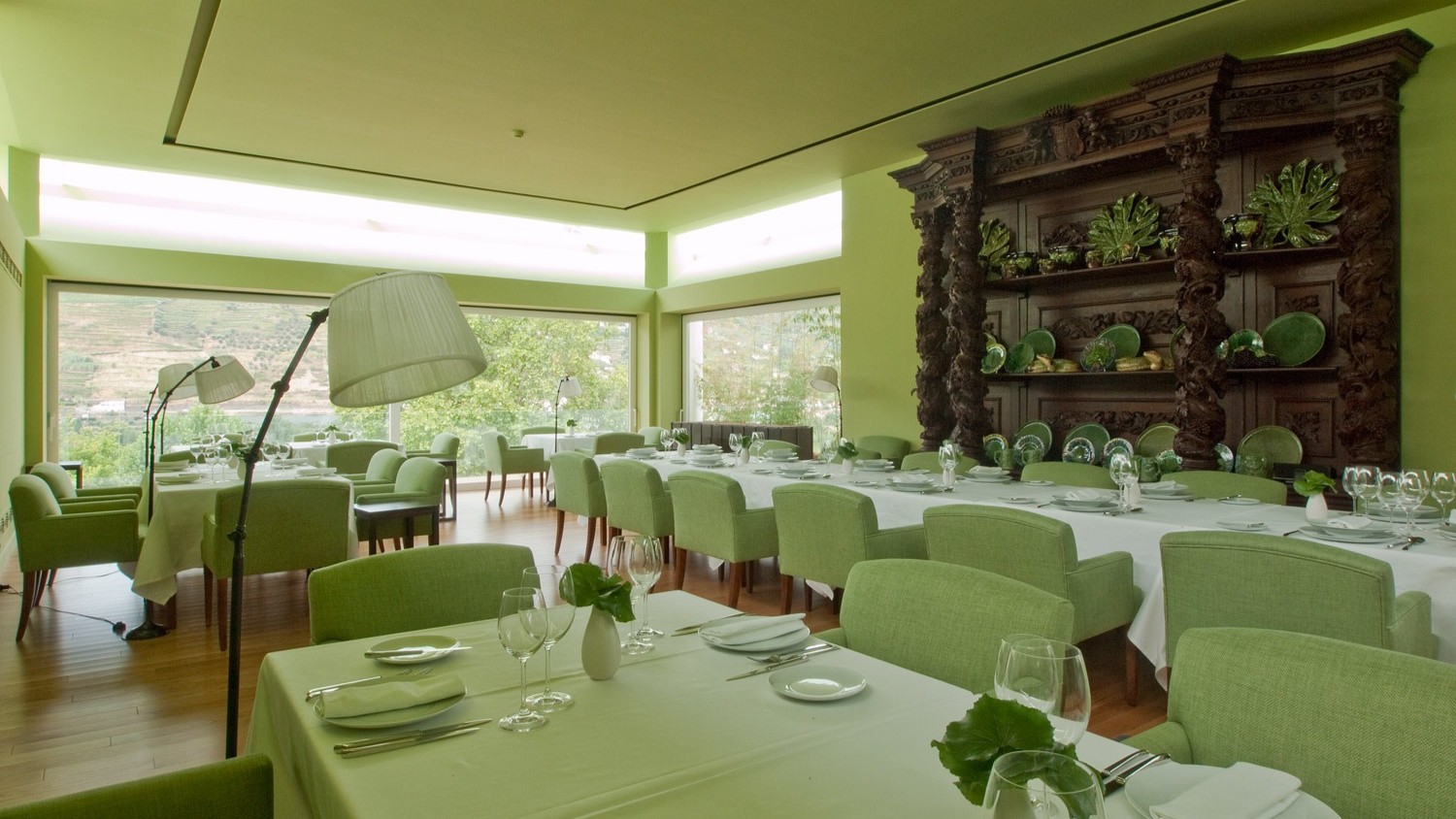 PR Restaurant Interior