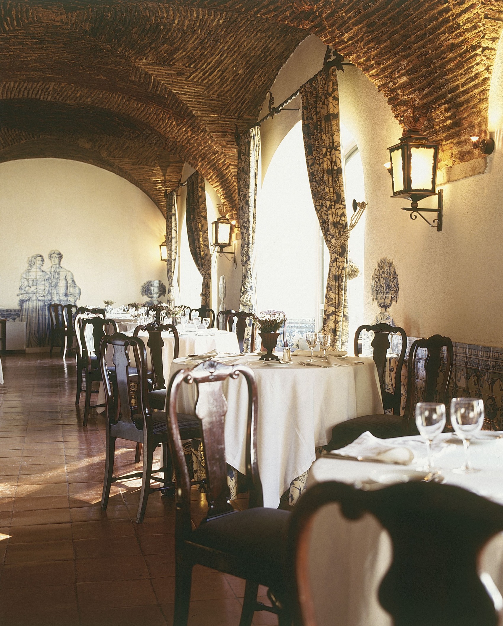 Restaurant - Castle Tables