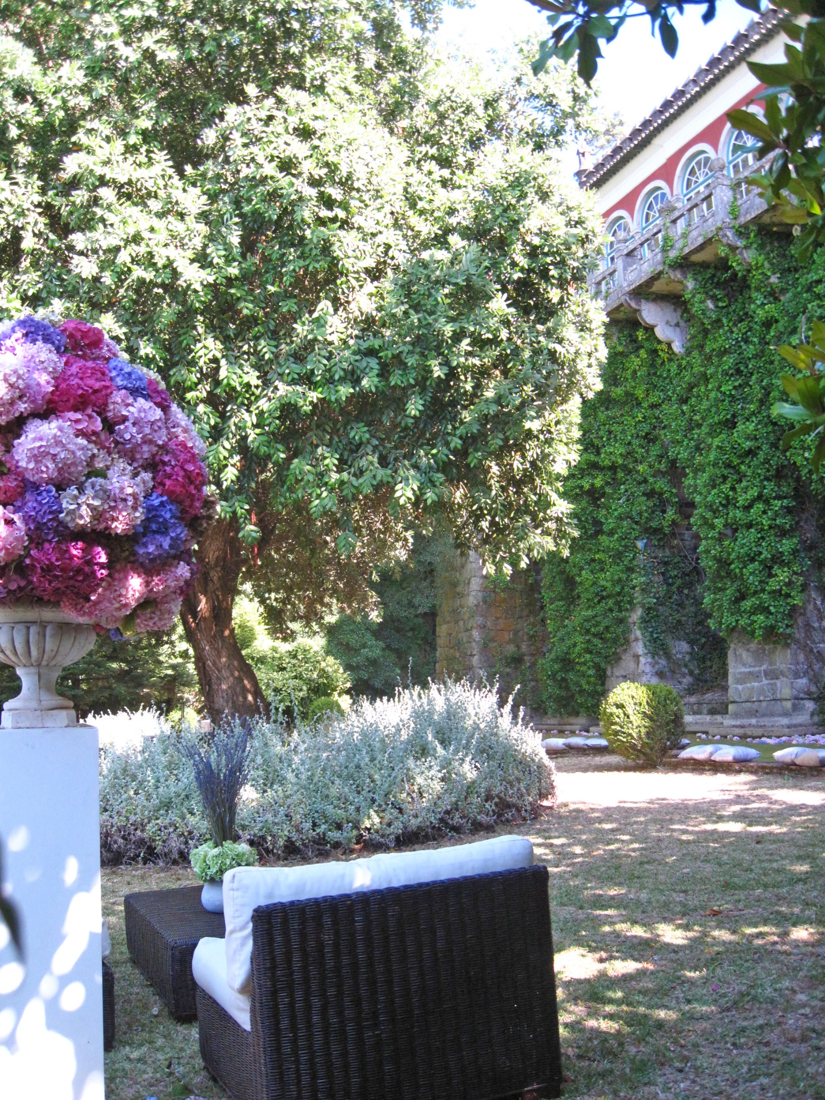 Romantic Palace Garden
