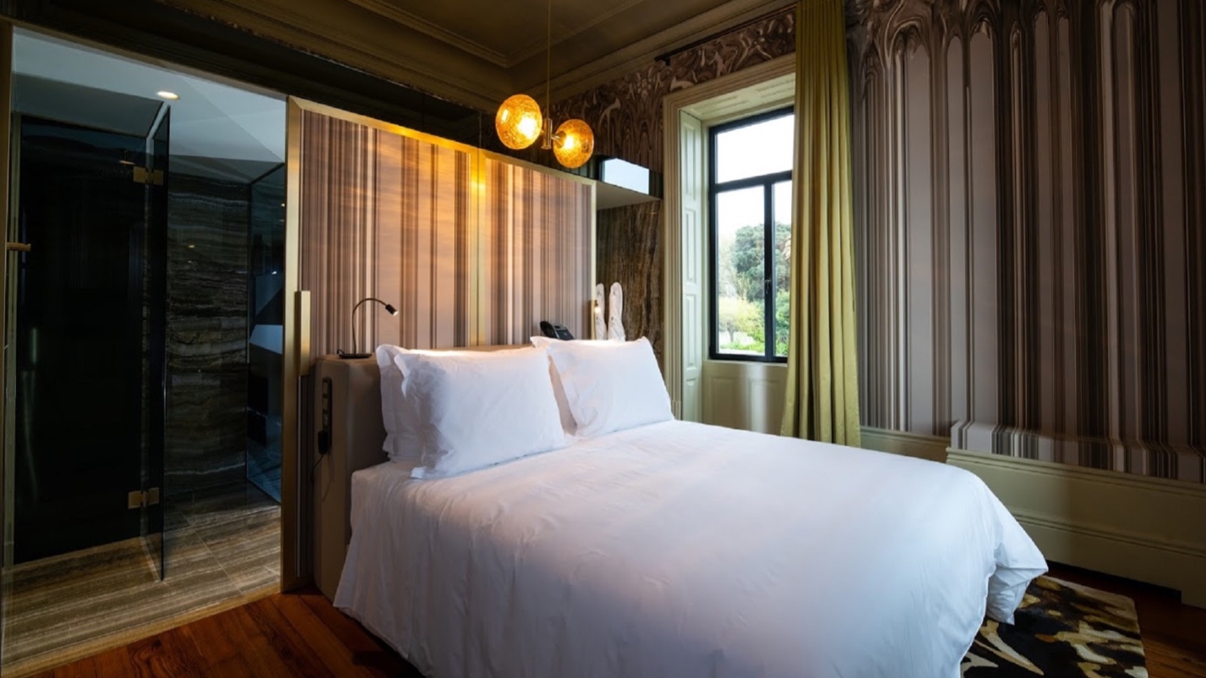 Room foz