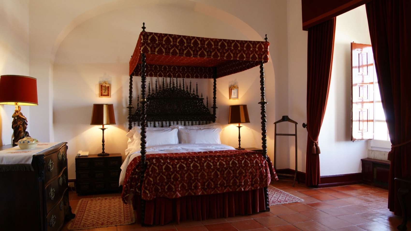 Isabel Room