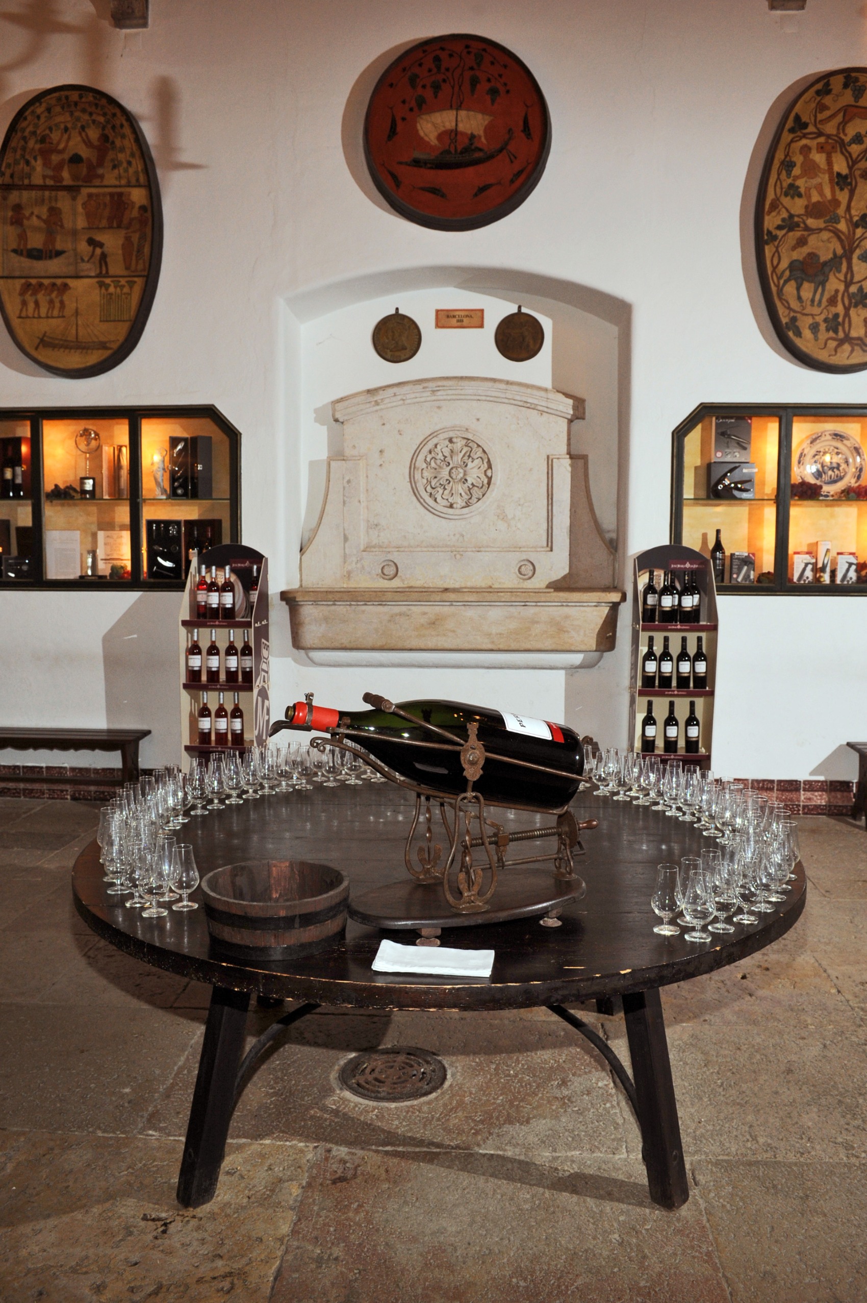 Rustic Wine Lodge Decoration