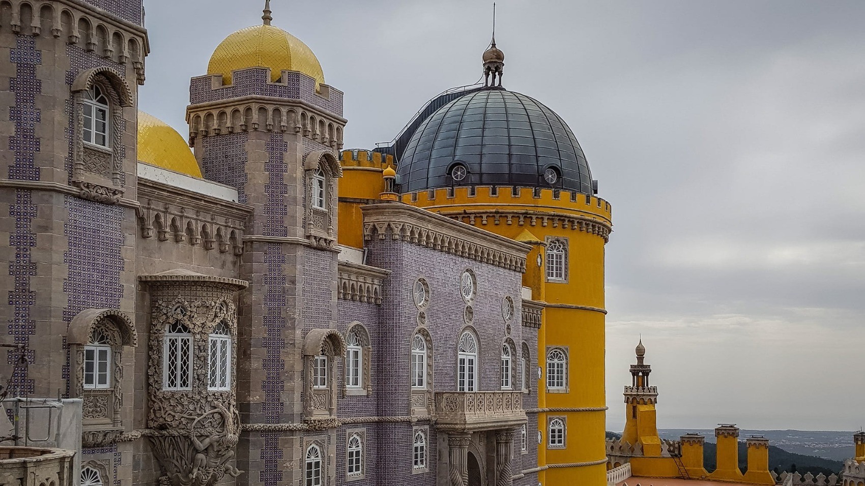 Sintra-Classic-Journey-with-Queluz-pena-palace