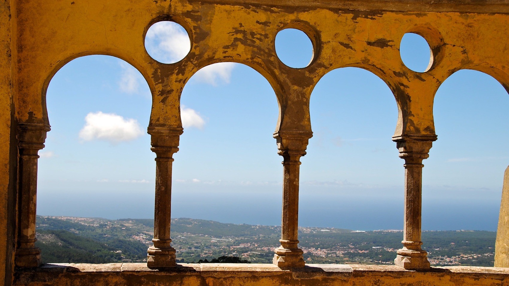 Sintra-Classic-with-Cascais-pena-view