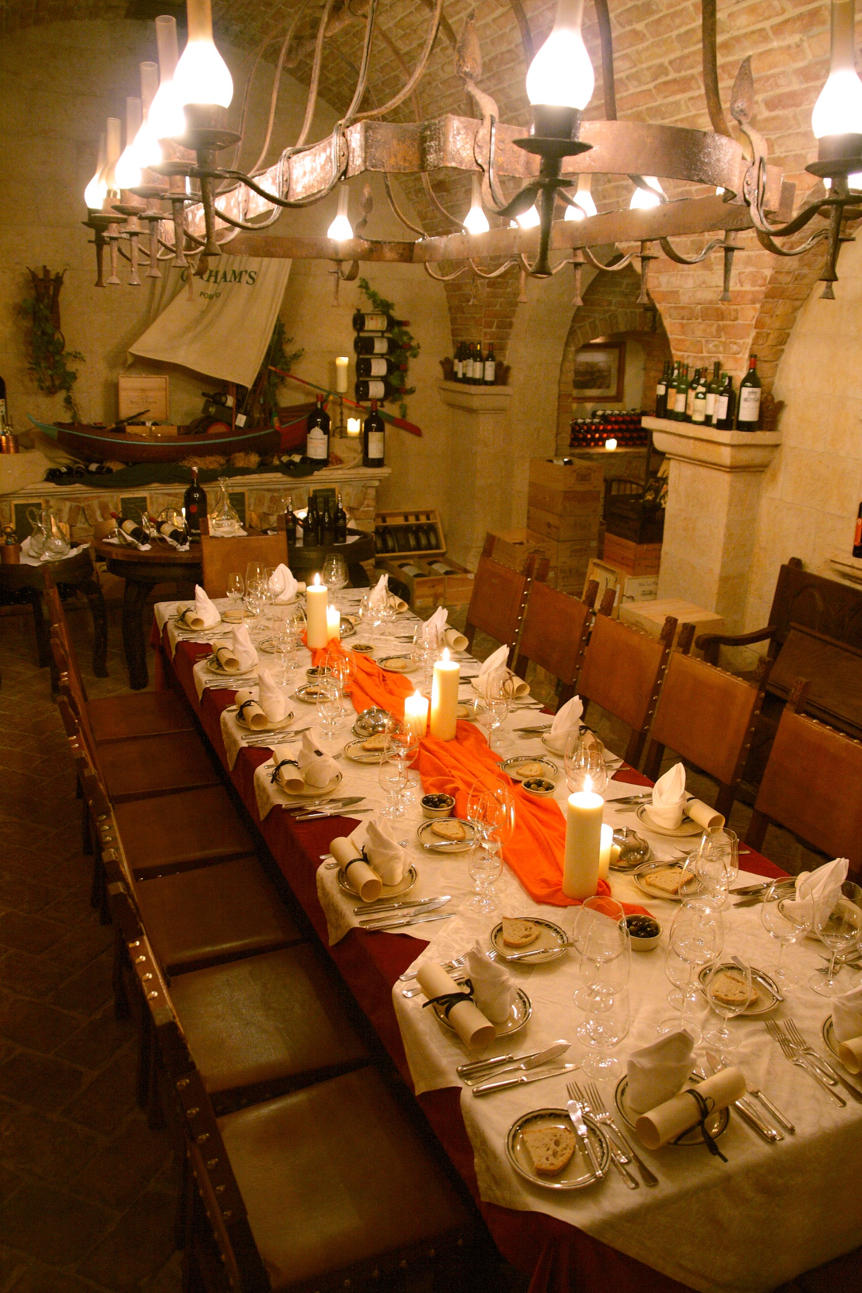 Table Private Wine Cellar