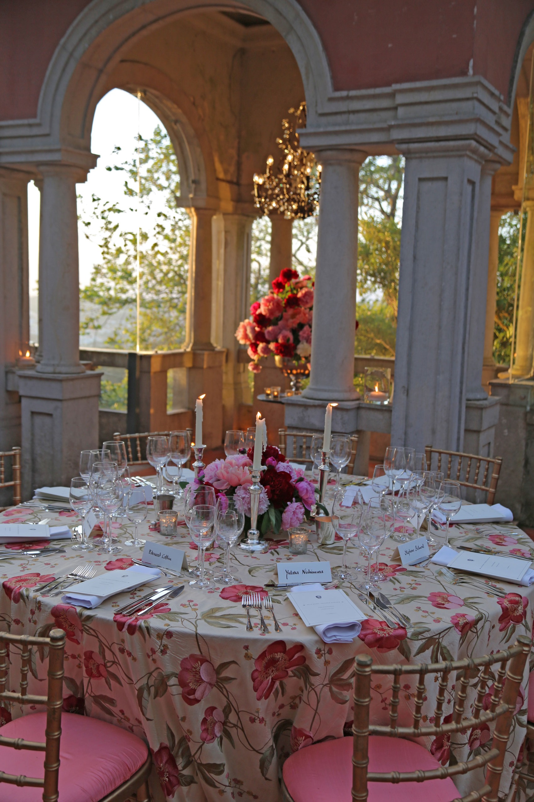 Table Romantic Palace